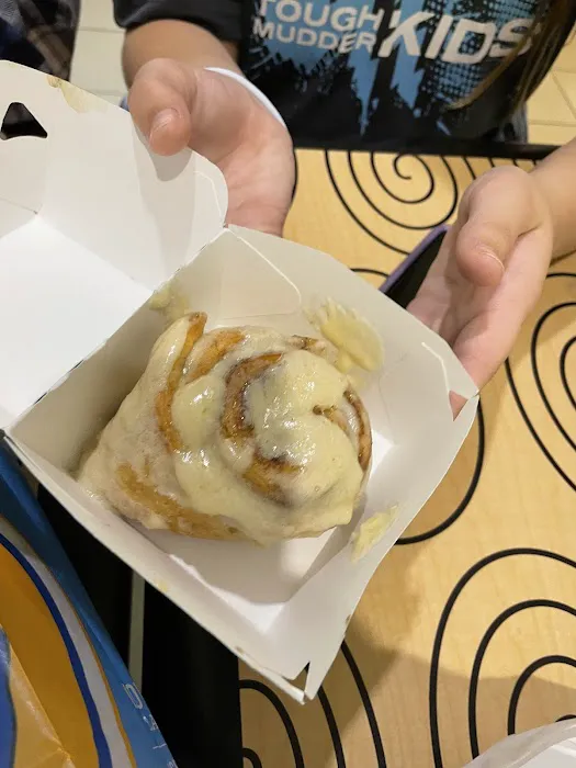 Cinnabon Picture 8