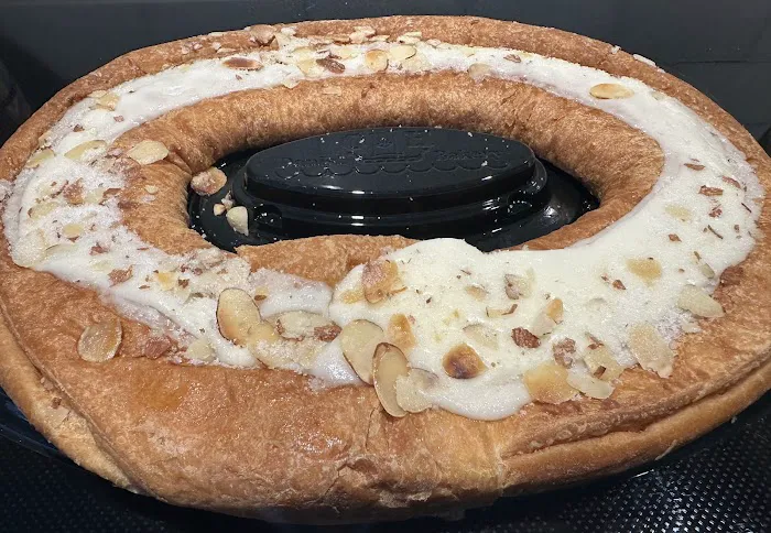 O&H Danish Bakery Picture 10