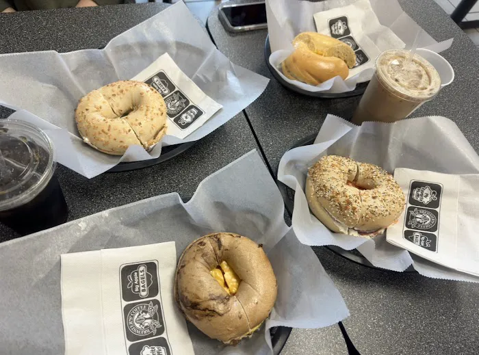Big Apple Bagels Picture 9