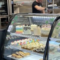 Two Birds Bakery Café ico