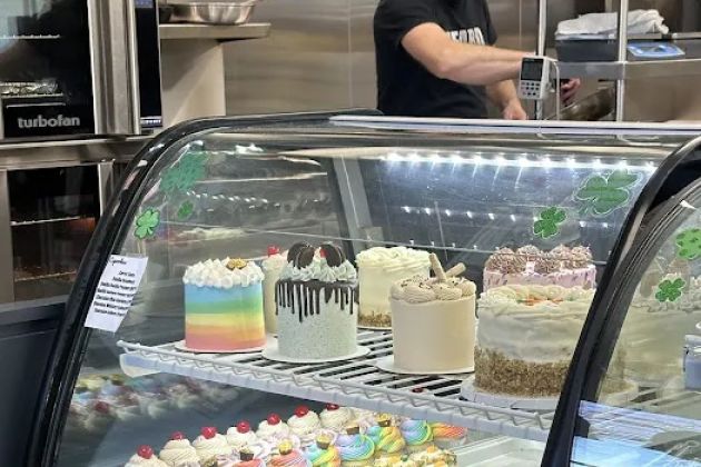 Two Birds Bakery Café