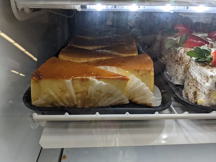 Azteca Bakery Picture 7