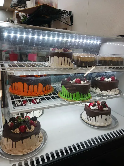 Azteca Bakery Picture 3