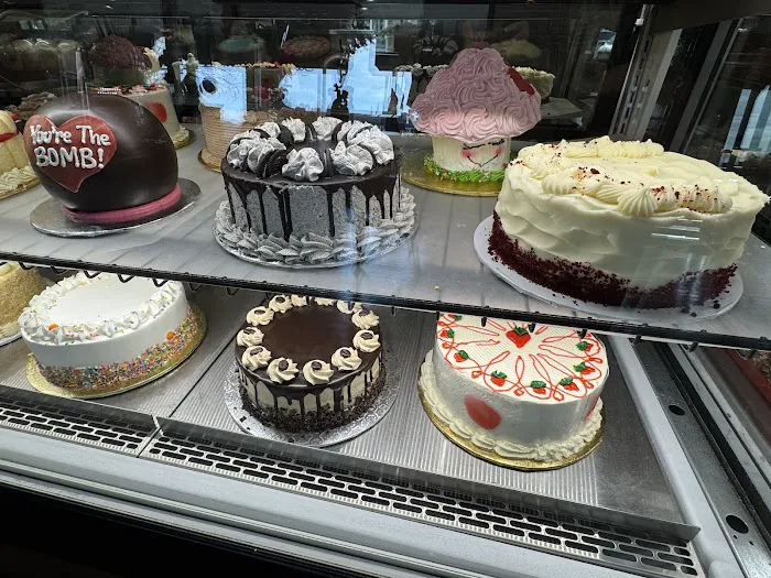 Lovin Oven Cakery Picture 2