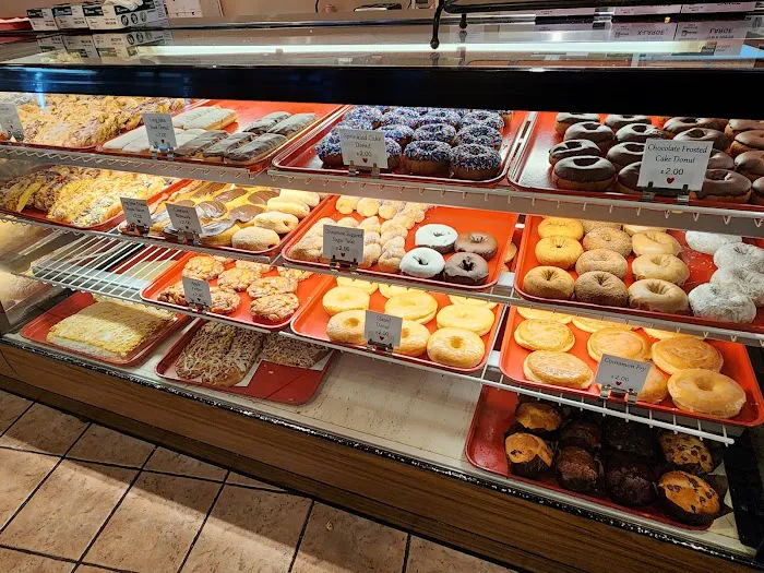 Lovin Oven Cakery Picture 6