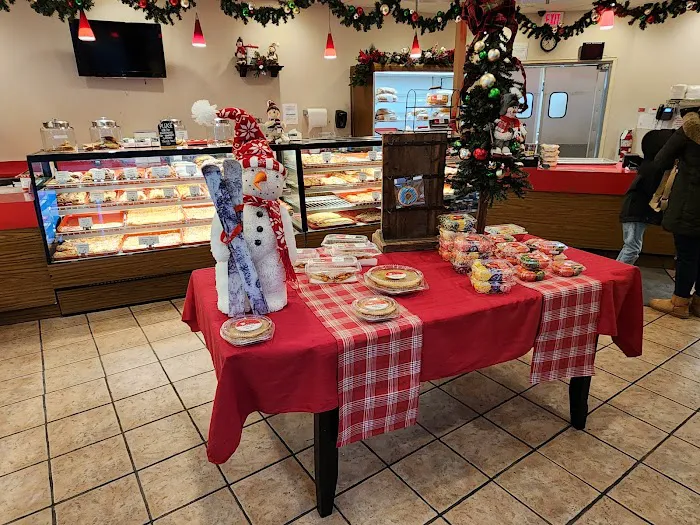 Lovin Oven Cakery Picture 4
