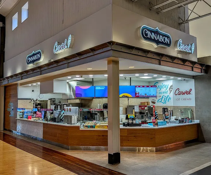 Cinnabon Picture 8
