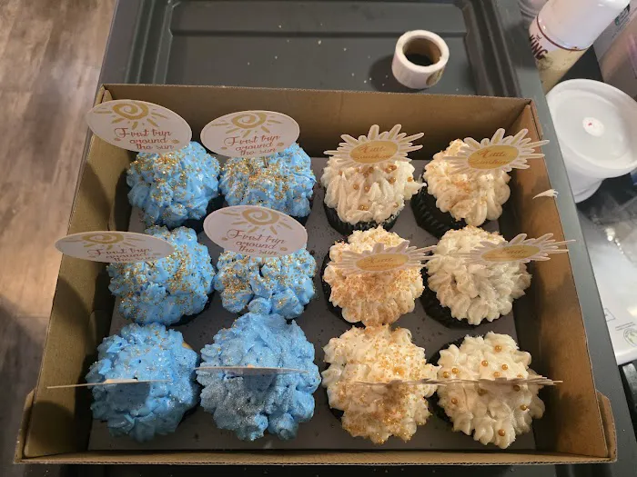 Lisa's Cakes & Sweets | Homemade Pastries LLC. Picture 4