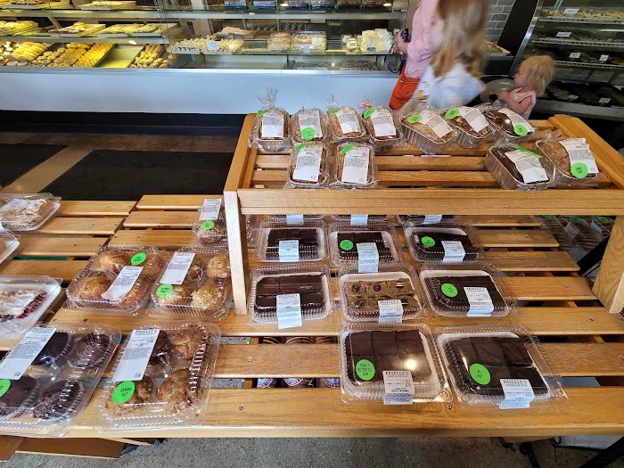 Paielli's Bakery Picture 8