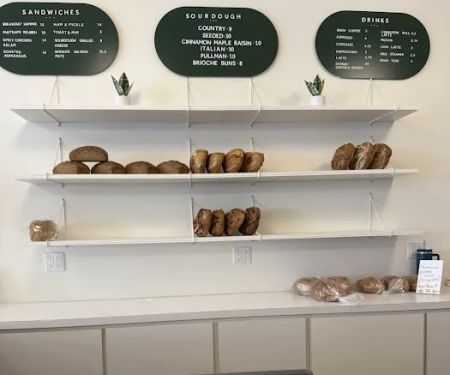 Voyageurs Bakehouse - De Pere