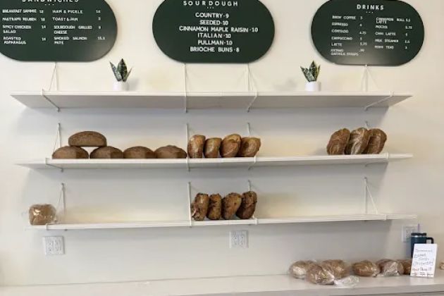 Voyageurs Bakehouse - De Pere
