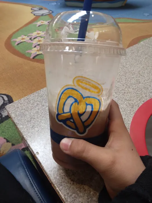 Auntie Anne's Picture 7