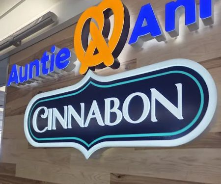 Cinnabon