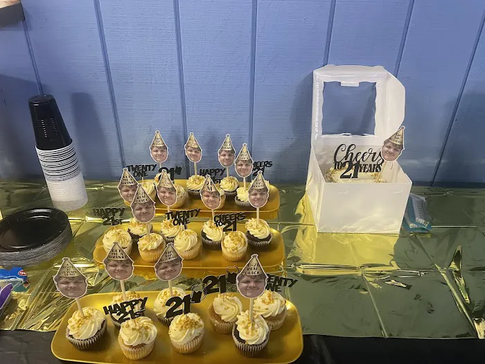 Jen's Sweet Treats Picture 4