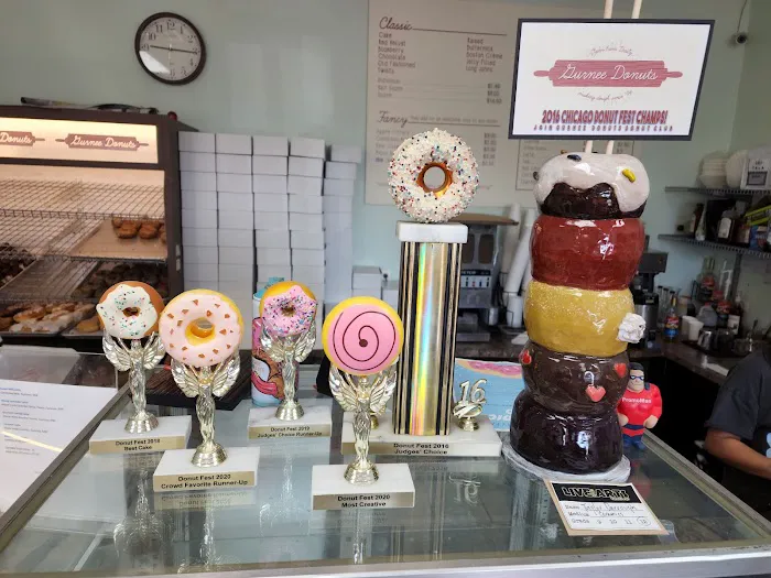 Gurnee Donuts Picture 3