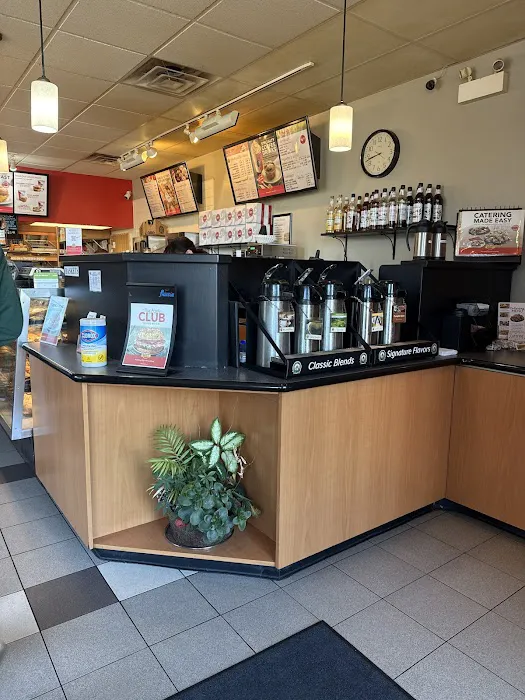 Big Apple Bagels Picture 7