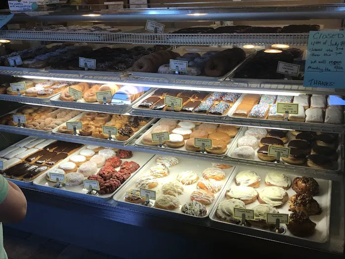 My Sister's Lil Donut Shoppe Picture 2