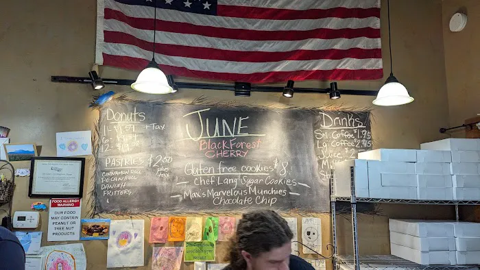 My Sister's Lil Donut Shoppe Picture 3