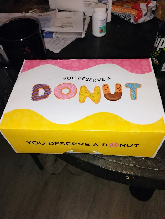 Roll N Donut Cafe Picture 4