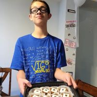 Heidi's Treats & Sweets, Inc. ico