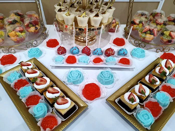 Violet's Cakes & Desserts Picture 5