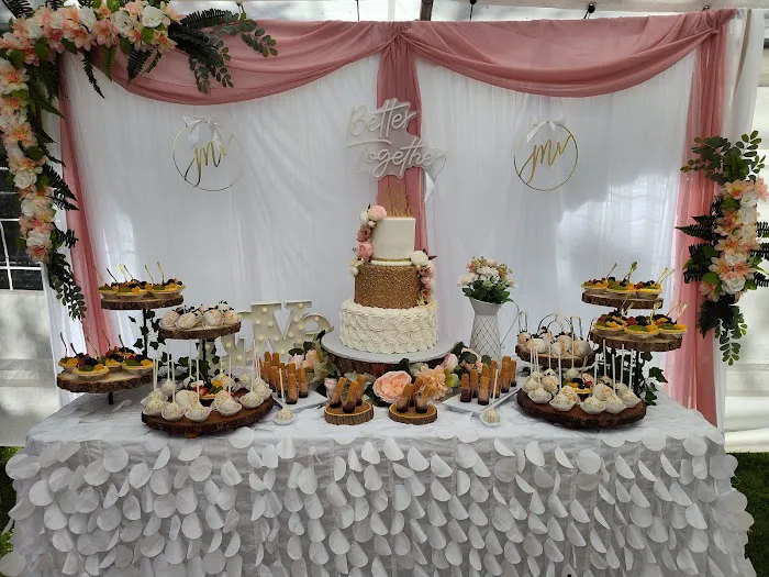 Violet's Cakes & Desserts Picture 9