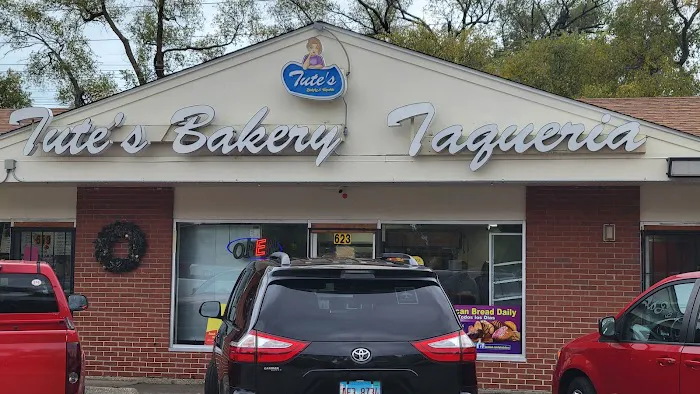Tute's Bakery and Taqueria Picture 8