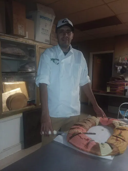 Soto's Bakery Picture 2