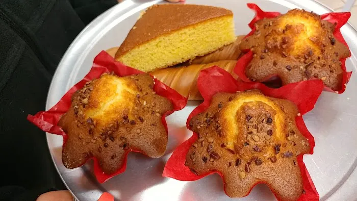 Tony's Bakery Picture 2