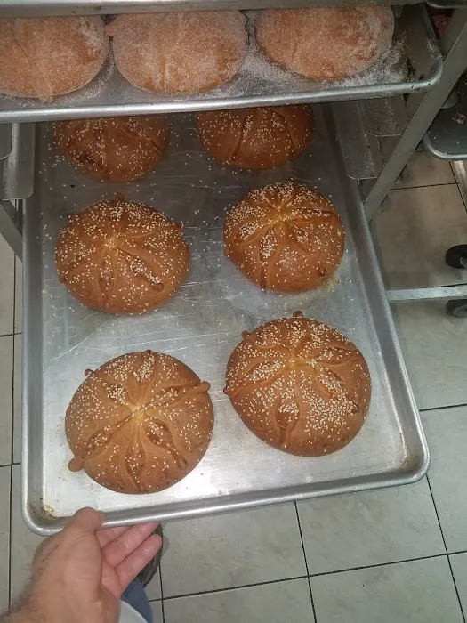 Rubí's Bakery Picture 3