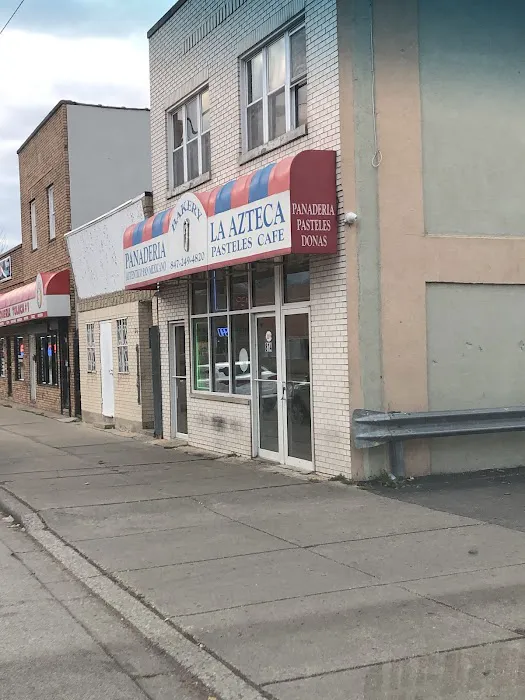 Panaderia La Azteca Picture 8