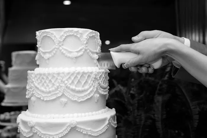 Cakes Of All Shapes Picture 4