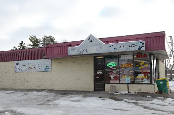 La Rosa Bakery Picture 10