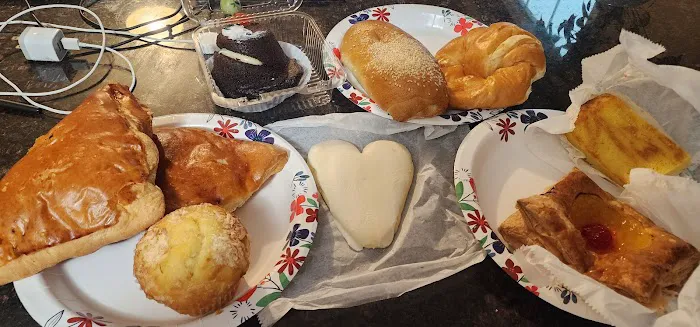 La Chicanita Bakery Picture 7