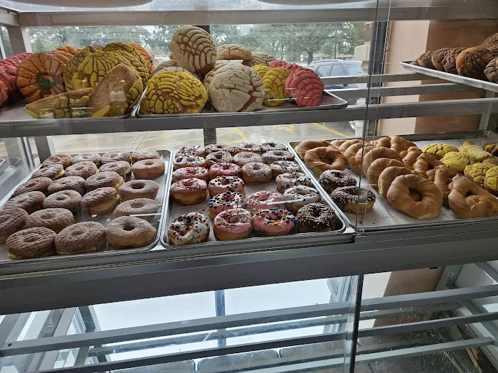 La Chicanita Bakery Picture 10