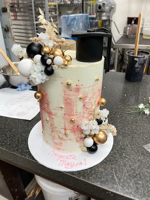 Milette's Cakes Picture 6