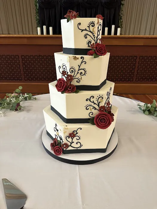 EK Cakery LLC Picture 1