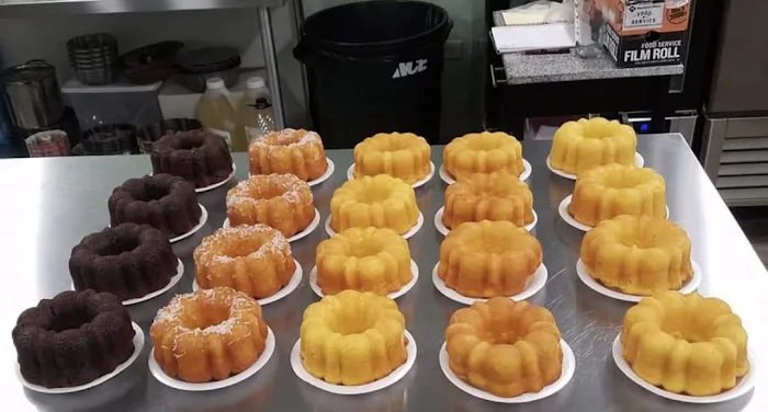 Nana's Rum Cakes Picture 2