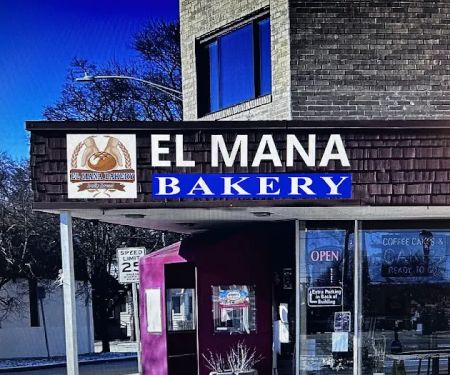 El Mana Bakery