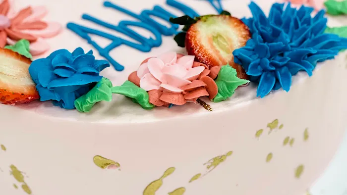 Karina's Bakery Picture 5