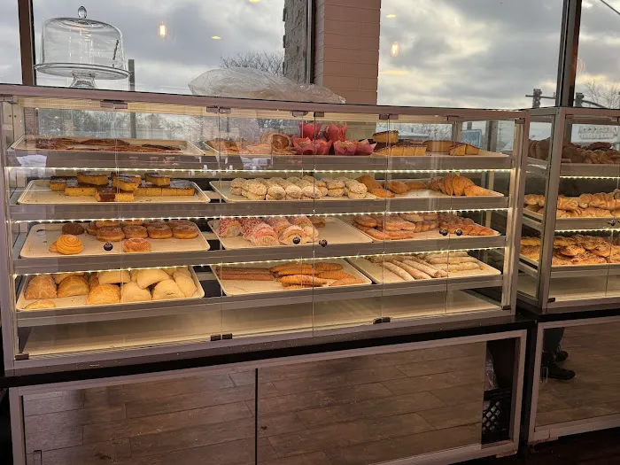 Karina's Bakery Picture 10