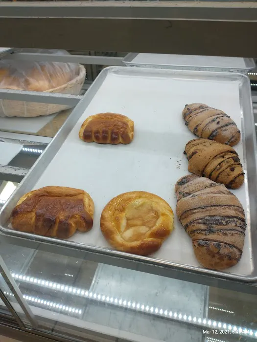 Rosy's Bakery Picture 5
