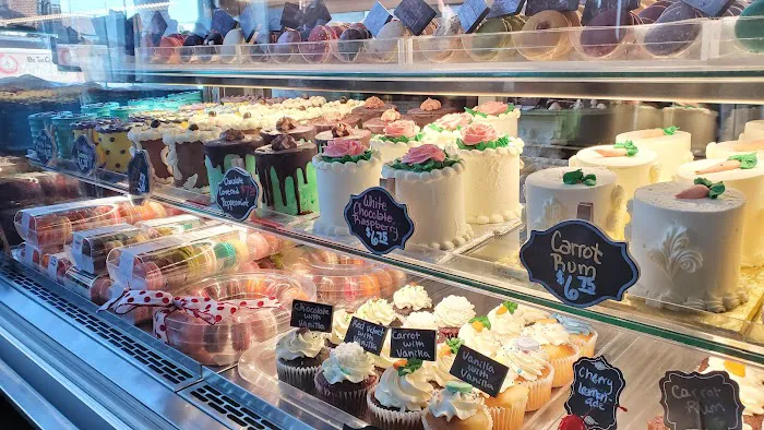 Monzù Bakery & Custom Cakes Picture 3