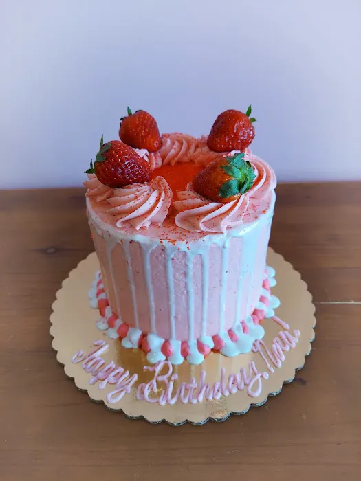 Smallcakes: A Cupcakery and Creamery- Aurora, IL Picture 6