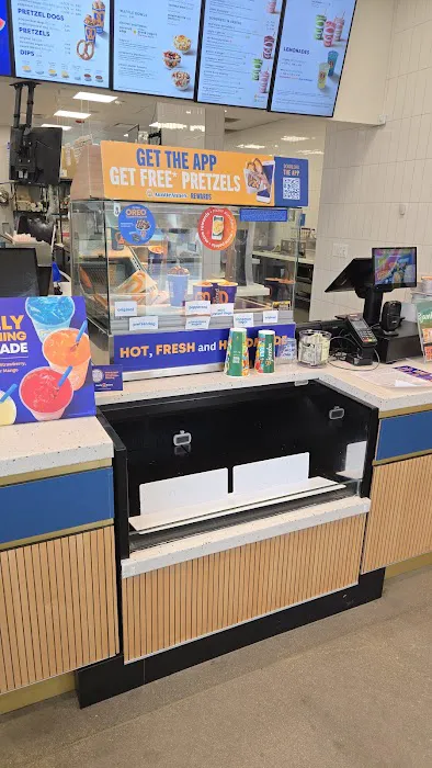 Auntie Anne's Picture 6