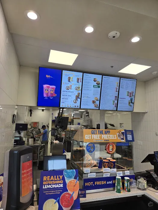 Auntie Anne's Picture 4