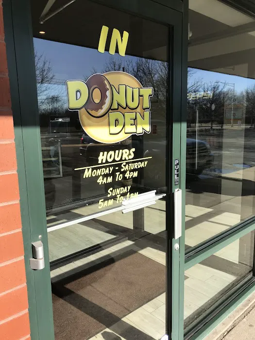 Donut Den Picture 6