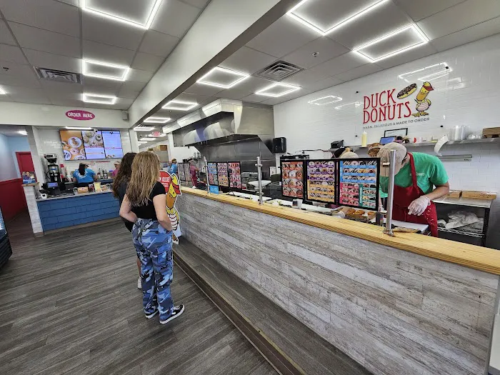 Duck Donuts Picture 7