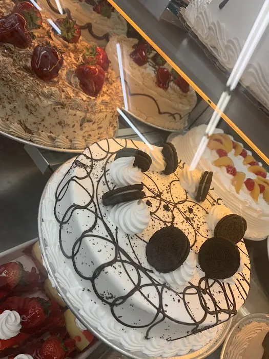 La Chinita Bakery & Tacos Picture 10