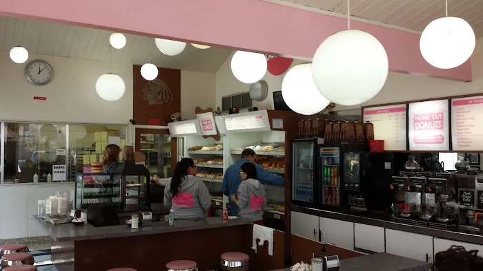 Home Cut Donuts, Inc. Picture 9